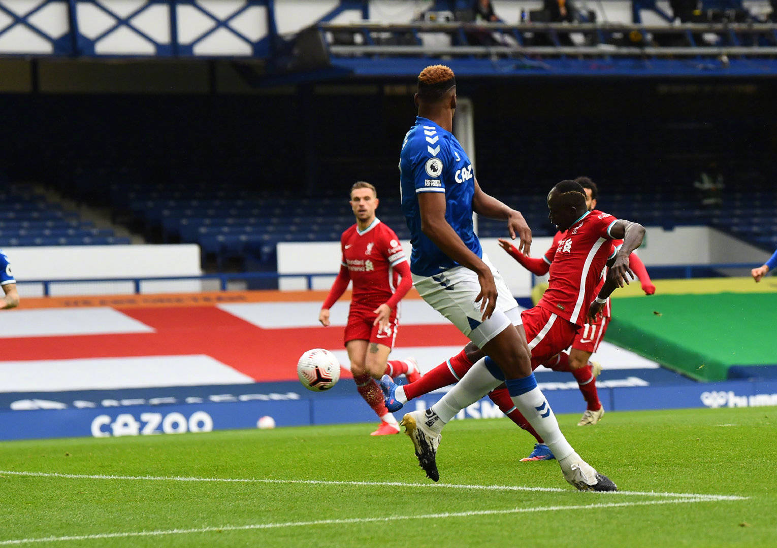 同时也在进 同时也在进